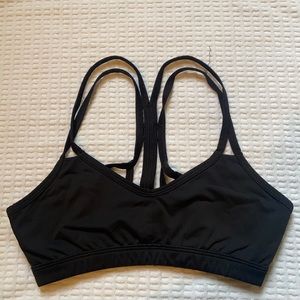 Carbon38:Black Sport Bra